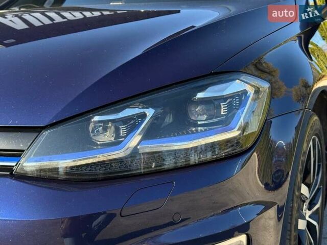 Синий Фольксваген e-Golf, объемом двигателя 0 л и пробегом 134 тыс. км за 13500 $, фото 11 на Automoto.ua