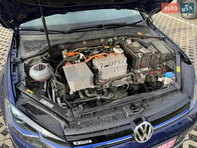 Синій Фольксваген e-Golf, об'ємом двигуна 0 л та пробігом 88 тис. км за 11500 $, фото 11 на Automoto.ua