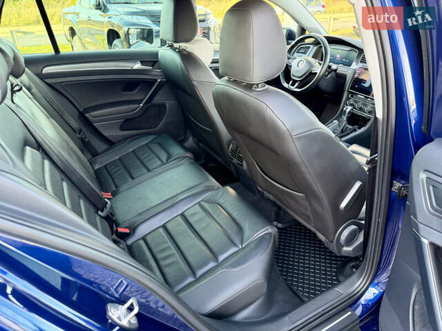 Синий Фольксваген e-Golf, объемом двигателя 0 л и пробегом 119 тыс. км за 14200 $, фото 8 на Automoto.ua