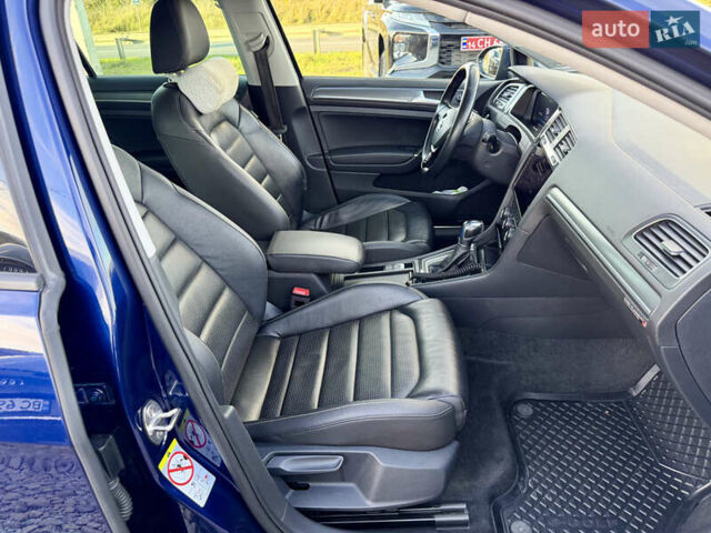 Синій Фольксваген e-Golf, об'ємом двигуна 0 л та пробігом 119 тис. км за 14200 $, фото 10 на Automoto.ua
