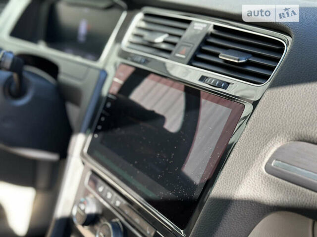 Синій Фольксваген e-Golf, об'ємом двигуна 0 л та пробігом 120 тис. км за 14500 $, фото 15 на Automoto.ua