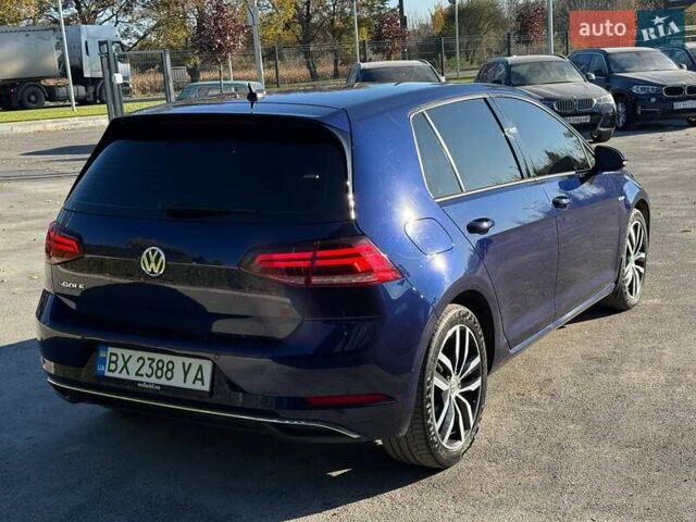 Синий Фольксваген e-Golf, объемом двигателя 0 л и пробегом 134 тыс. км за 13500 $, фото 7 на Automoto.ua