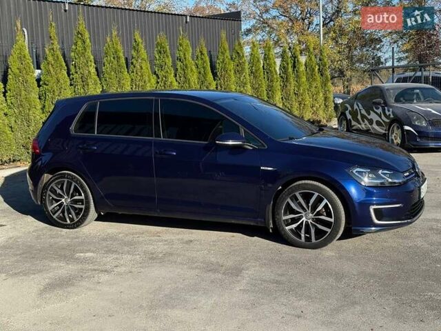 Синий Фольксваген e-Golf, объемом двигателя 0 л и пробегом 134 тыс. км за 13500 $, фото 1 на Automoto.ua