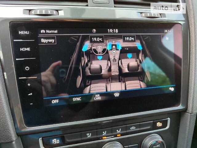 Синій Фольксваген e-Golf, об'ємом двигуна 0 л та пробігом 140 тис. км за 12000 $, фото 29 на Automoto.ua