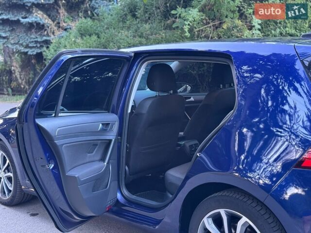Синій Фольксваген e-Golf, об'ємом двигуна 0 л та пробігом 86 тис. км за 13200 $, фото 14 на Automoto.ua