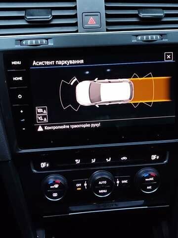 Синій Фольксваген e-Golf, об'ємом двигуна 0 л та пробігом 140 тис. км за 12000 $, фото 36 на Automoto.ua