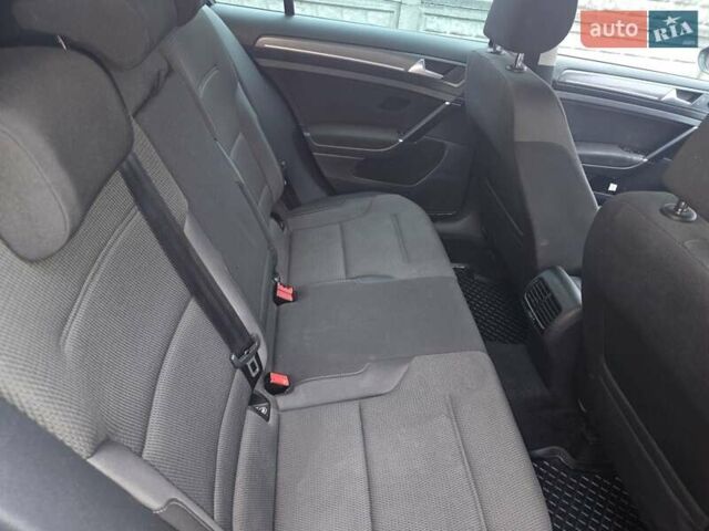 Синий Фольксваген e-Golf, объемом двигателя 0 л и пробегом 230 тыс. км за 12500 $, фото 1 на Automoto.ua