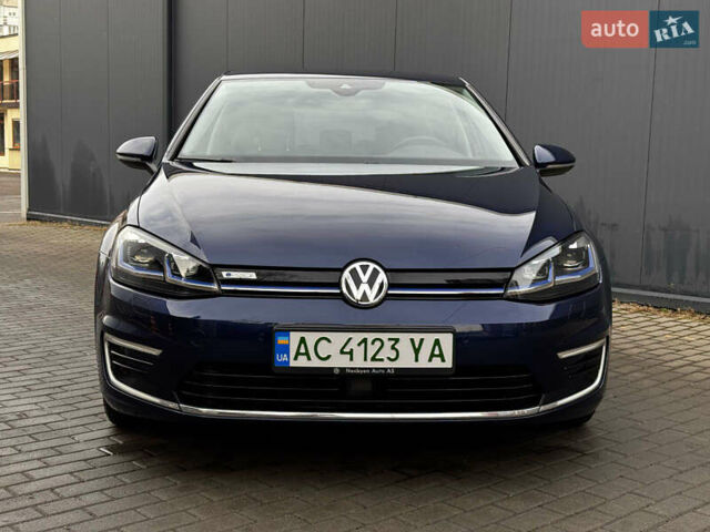 Синий Фольксваген e-Golf, объемом двигателя 0 л и пробегом 100 тыс. км за 14500 $, фото 30 на Automoto.ua