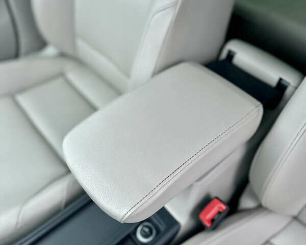 Синій Фольксваген e-Golf, об'ємом двигуна 0 л та пробігом 112 тис. км за 14000 $, фото 10 на Automoto.ua