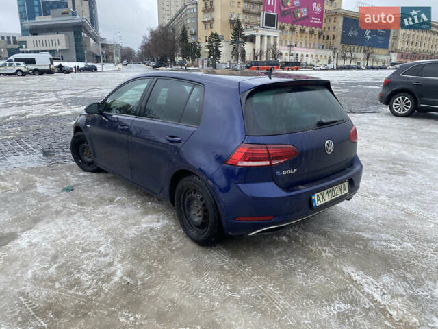 Синий Фольксваген e-Golf, объемом двигателя 0 л и пробегом 182 тыс. км за 13700 $, фото 7 на Automoto.ua