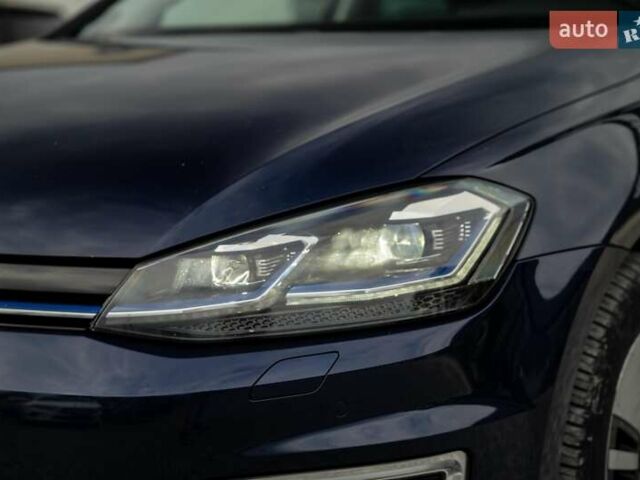 Синий Фольксваген e-Golf, объемом двигателя 0 л и пробегом 110 тыс. км за 15300 $, фото 20 на Automoto.ua