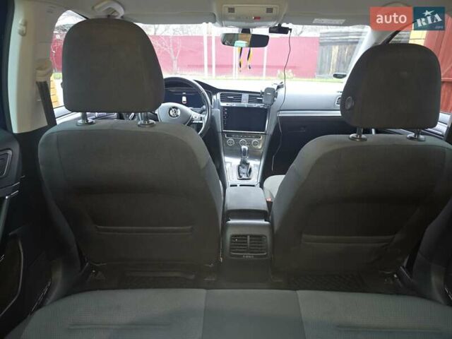 Синий Фольксваген e-Golf, объемом двигателя 0 л и пробегом 230 тыс. км за 11700 $, фото 2 на Automoto.ua