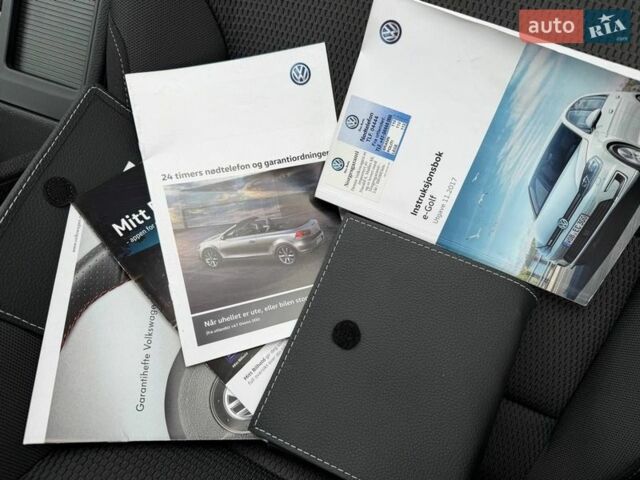 Синій Фольксваген e-Golf, об'ємом двигуна 0 л та пробігом 101 тис. км за 13400 $, фото 7 на Automoto.ua