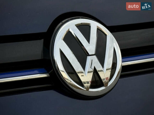 Синій Фольксваген e-Golf, об'ємом двигуна 0 л та пробігом 127 тис. км за 12950 $, фото 28 на Automoto.ua