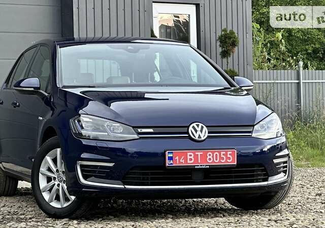 Синий Фольксваген e-Golf, объемом двигателя 0 л и пробегом 40 тыс. км за 18950 $, фото 7 на Automoto.ua