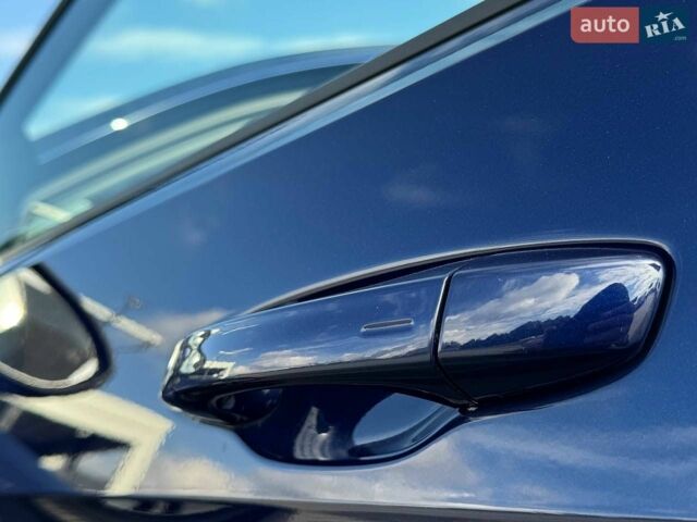 Синий Фольксваген e-Golf, объемом двигателя 0 л и пробегом 183 тыс. км за 11900 $, фото 46 на Automoto.ua
