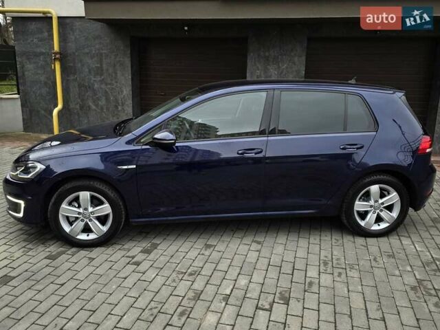 Синий Фольксваген e-Golf, объемом двигателя 0 л и пробегом 140 тыс. км за 11750 $, фото 4 на Automoto.ua