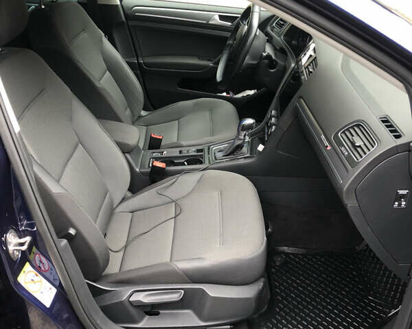 Синий Фольксваген e-Golf, объемом двигателя 0 л и пробегом 110 тыс. км за 13500 $, фото 15 на Automoto.ua