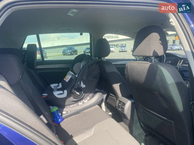 Синий Фольксваген e-Golf, объемом двигателя 0 л и пробегом 119 тыс. км за 15480 $, фото 11 на Automoto.ua