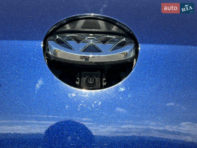 Синий Фольксваген e-Golf, объемом двигателя 0 л и пробегом 137 тыс. км за 14200 $, фото 46 на Automoto.ua