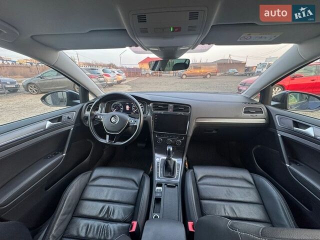 Синий Фольксваген e-Golf, объемом двигателя 0 л и пробегом 79 тыс. км за 14400 $, фото 21 на Automoto.ua