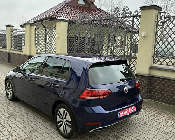 Синий Фольксваген e-Golf, объемом двигателя 0 л и пробегом 114 тыс. км за 12700 $, фото 2 на Automoto.ua