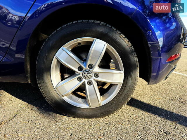 Синій Фольксваген e-Golf, об'ємом двигуна 0 л та пробігом 128 тис. км за 13999 $, фото 28 на Automoto.ua