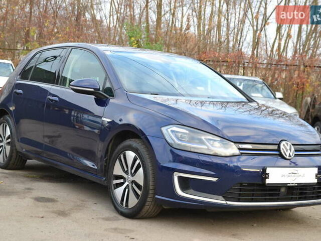 Синий Фольксваген e-Golf, объемом двигателя 0 л и пробегом 108 тыс. км за 12999 $, фото 4 на Automoto.ua