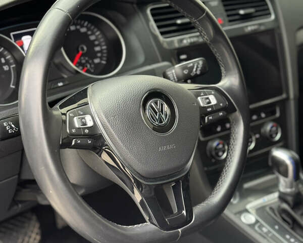 Синій Фольксваген e-Golf, об'ємом двигуна 0 л та пробігом 133 тис. км за 16500 $, фото 6 на Automoto.ua