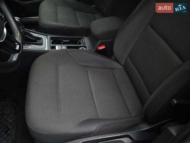 Синий Фольксваген e-Golf, объемом двигателя 0 л и пробегом 140 тыс. км за 11750 $, фото 23 на Automoto.ua