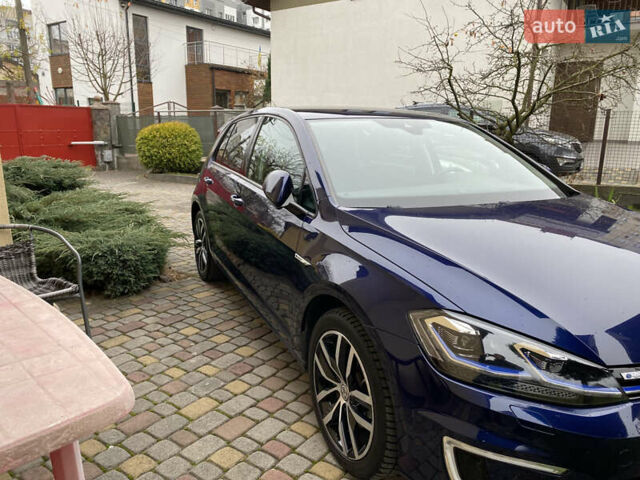 Синий Фольксваген e-Golf, объемом двигателя 0 л и пробегом 124 тыс. км за 15200 $, фото 2 на Automoto.ua