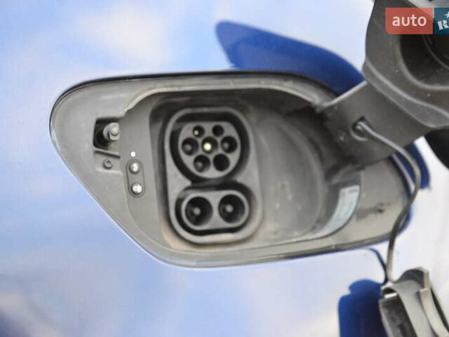 Синий Фольксваген e-Golf, объемом двигателя 0 л и пробегом 108 тыс. км за 12999 $, фото 36 на Automoto.ua