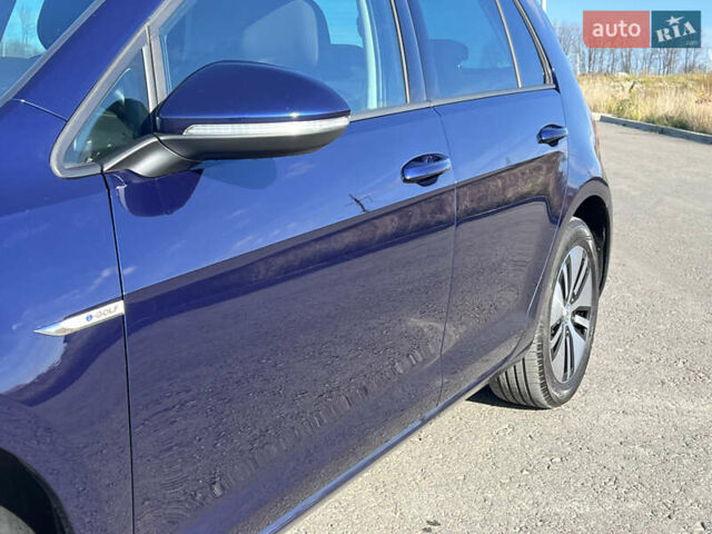 Синий Фольксваген e-Golf, объемом двигателя 0 л и пробегом 137 тыс. км за 14200 $, фото 5 на Automoto.ua