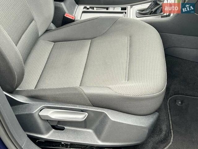 Синій Фольксваген e-Golf, об'ємом двигуна 0 л та пробігом 130 тис. км за 12970 $, фото 57 на Automoto.ua