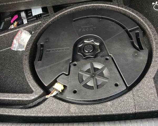 Синий Фольксваген e-Golf, объемом двигателя 0 л и пробегом 80 тыс. км за 16500 $, фото 11 на Automoto.ua