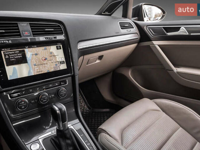 Синий Фольксваген e-Golf, объемом двигателя 0 л и пробегом 132 тыс. км за 12890 $, фото 18 на Automoto.ua