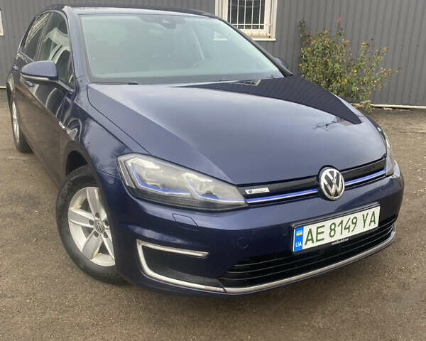 Синий Фольксваген e-Golf, объемом двигателя 0 л и пробегом 174 тыс. км за 12300 $, фото 1 на Automoto.ua