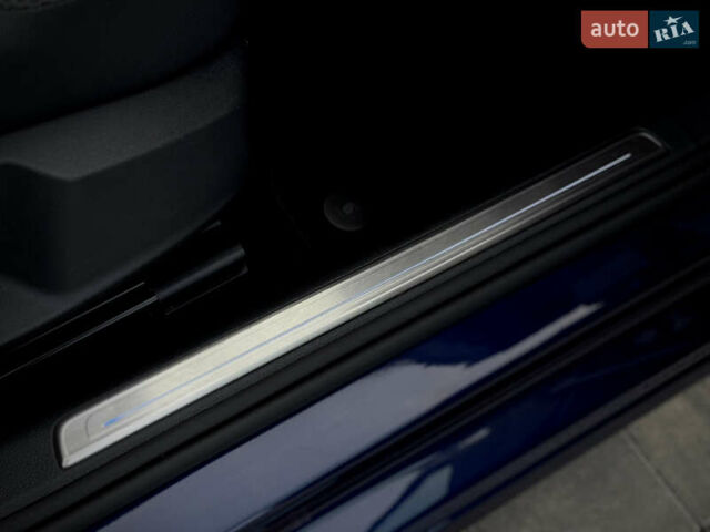 Синій Фольксваген e-Golf, об'ємом двигуна 0 л та пробігом 127 тис. км за 12950 $, фото 49 на Automoto.ua