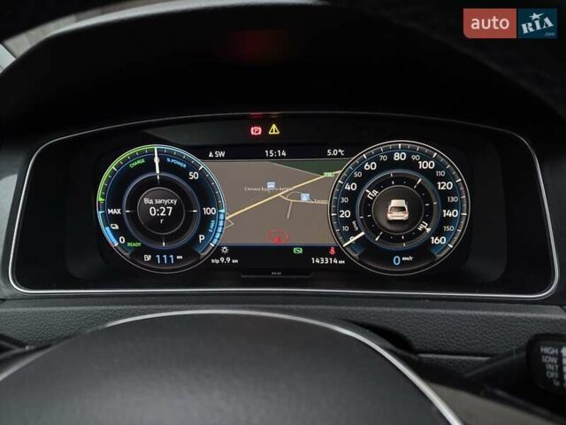 Синий Фольксваген e-Golf, объемом двигателя 0 л и пробегом 140 тыс. км за 11750 $, фото 38 на Automoto.ua