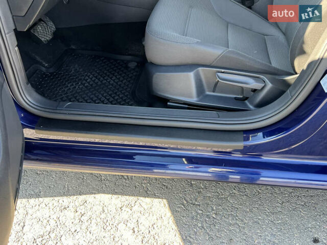 Синий Фольксваген e-Golf, объемом двигателя 0 л и пробегом 137 тыс. км за 14200 $, фото 12 на Automoto.ua