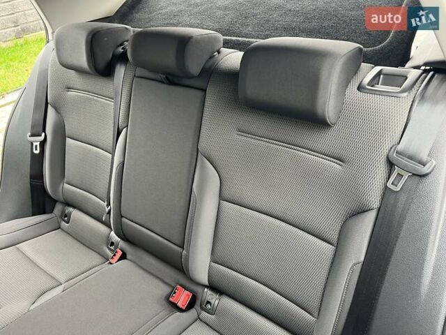 Синій Фольксваген e-Golf, об'ємом двигуна 0 л та пробігом 130 тис. км за 12970 $, фото 51 на Automoto.ua