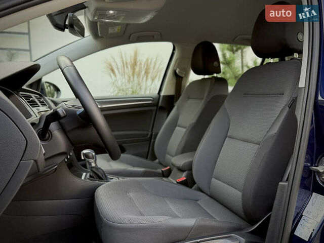 Синій Фольксваген e-Golf, об'ємом двигуна 0 л та пробігом 127 тис. км за 12950 $, фото 41 на Automoto.ua