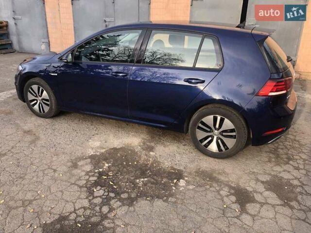 Синий Фольксваген e-Golf, объемом двигателя 0 л и пробегом 80 тыс. км за 16500 $, фото 1 на Automoto.ua