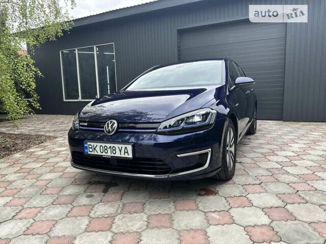 Синій Фольксваген e-Golf, об'ємом двигуна 0 л та пробігом 58 тис. км за 24500 $, фото 26 на Automoto.ua