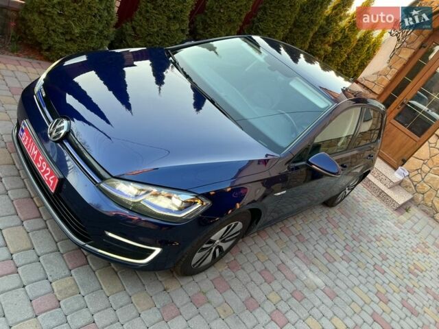 Синий Фольксваген e-Golf, объемом двигателя 0 л и пробегом 121 тыс. км за 12999 $, фото 95 на Automoto.ua
