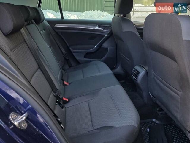 Синій Фольксваген e-Golf, об'ємом двигуна 0 л та пробігом 140 тис. км за 12299 $, фото 32 на Automoto.ua