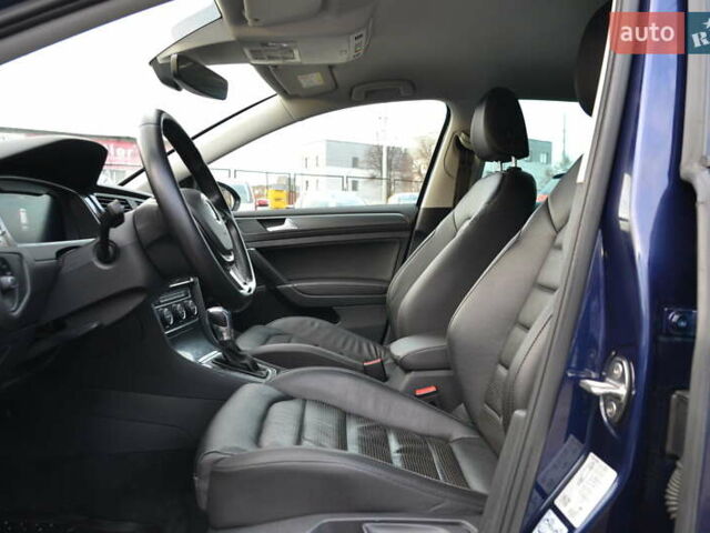 Синий Фольксваген e-Golf, объемом двигателя 0 л и пробегом 108 тыс. км за 12999 $, фото 13 на Automoto.ua