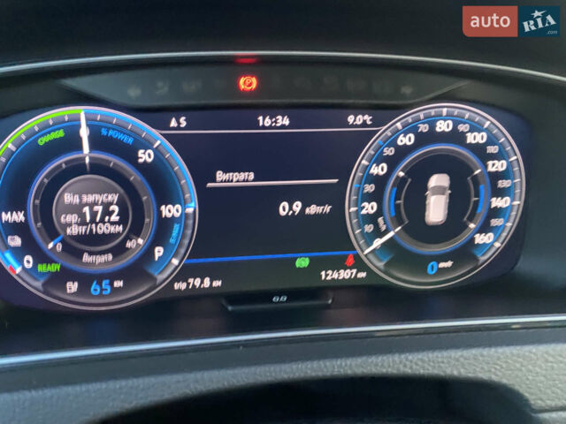 Синій Фольксваген e-Golf, об'ємом двигуна 0 л та пробігом 124 тис. км за 14500 $, фото 20 на Automoto.ua