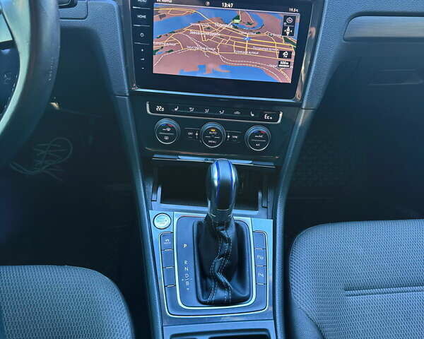 Синій Фольксваген e-Golf, об'ємом двигуна 0 л та пробігом 128 тис. км за 13999 $, фото 20 на Automoto.ua