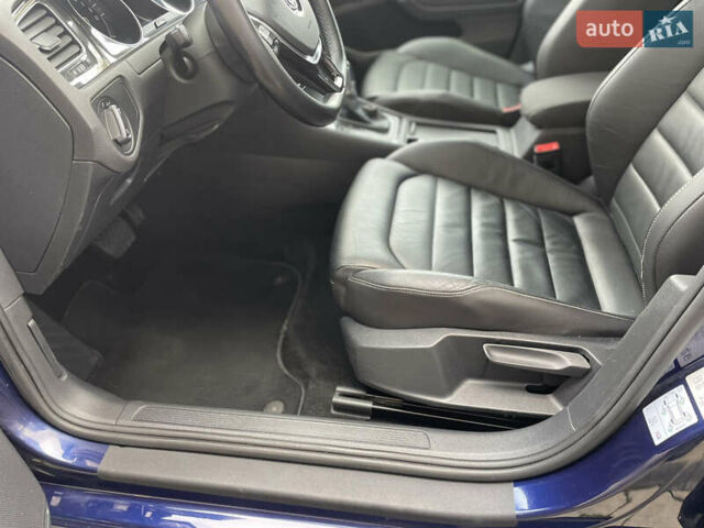 Синій Фольксваген e-Golf, об'ємом двигуна 0 л та пробігом 122 тис. км за 12200 $, фото 10 на Automoto.ua